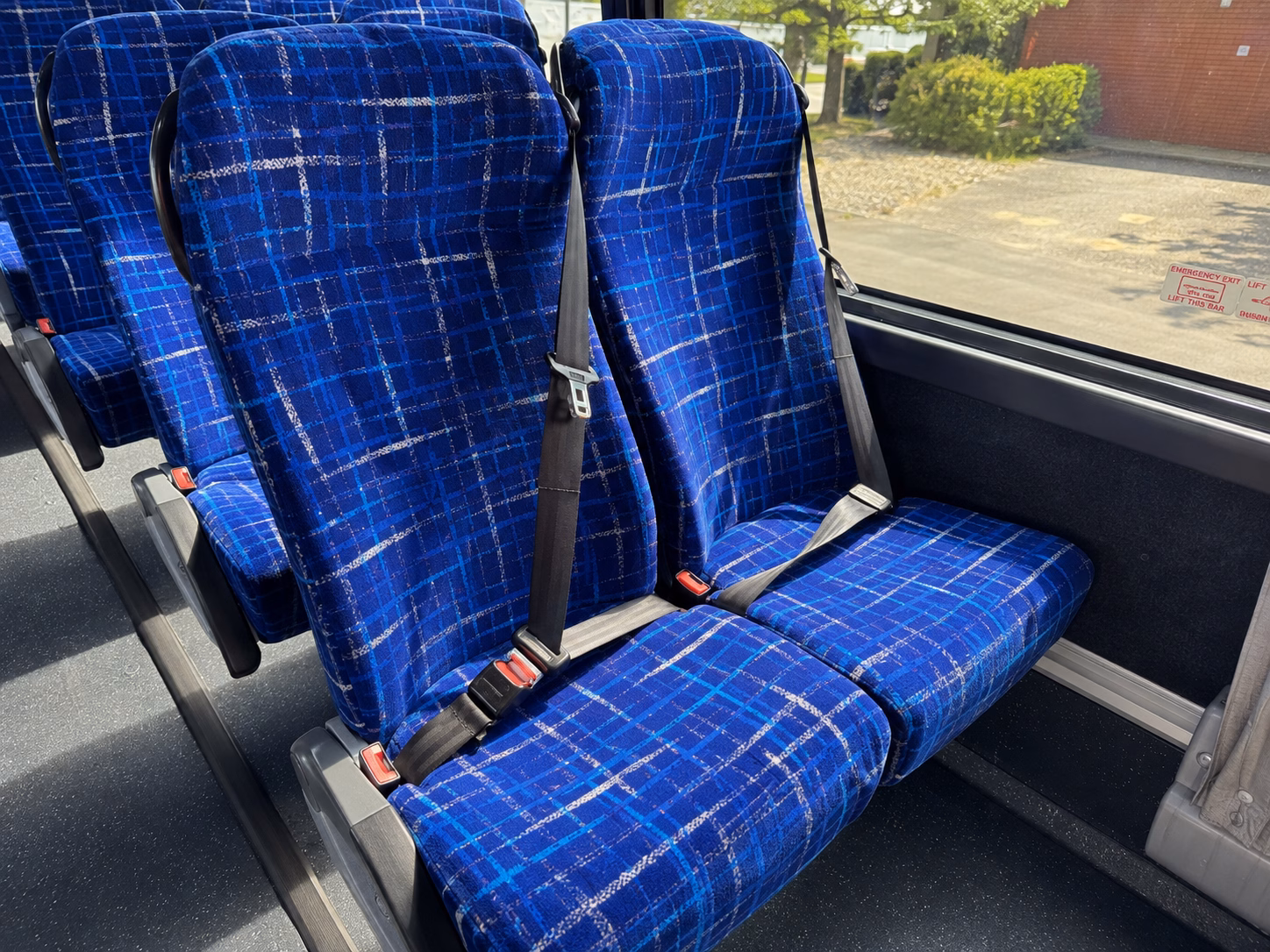 elizabeth charter bus hero 2