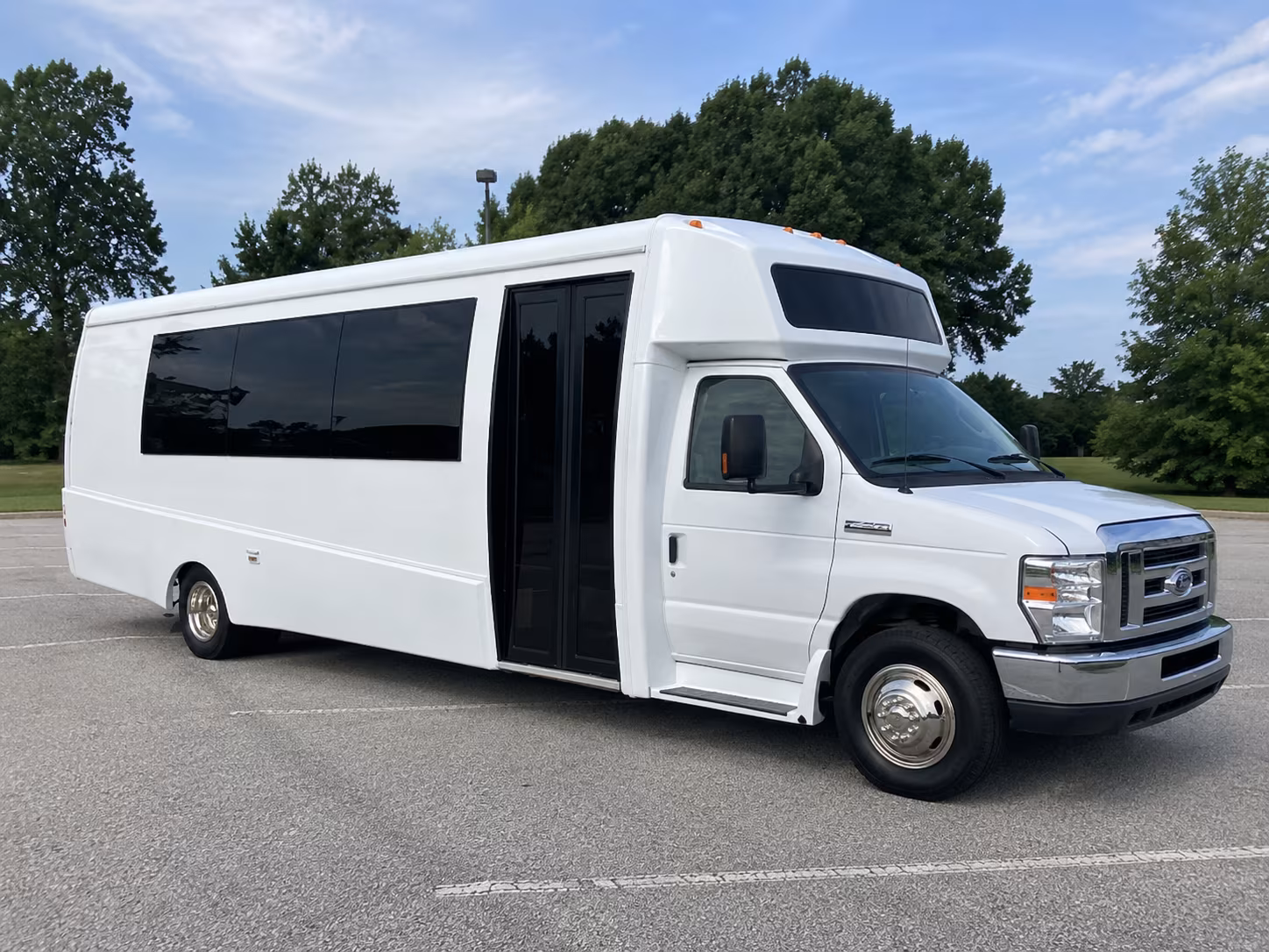 hillsborough 18 passenger party bus